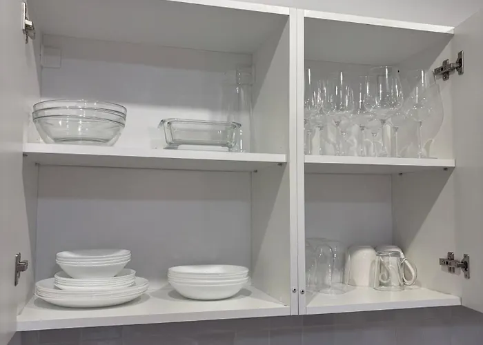 Apartment 2 Guests Mountain View Parking Near Attractions *